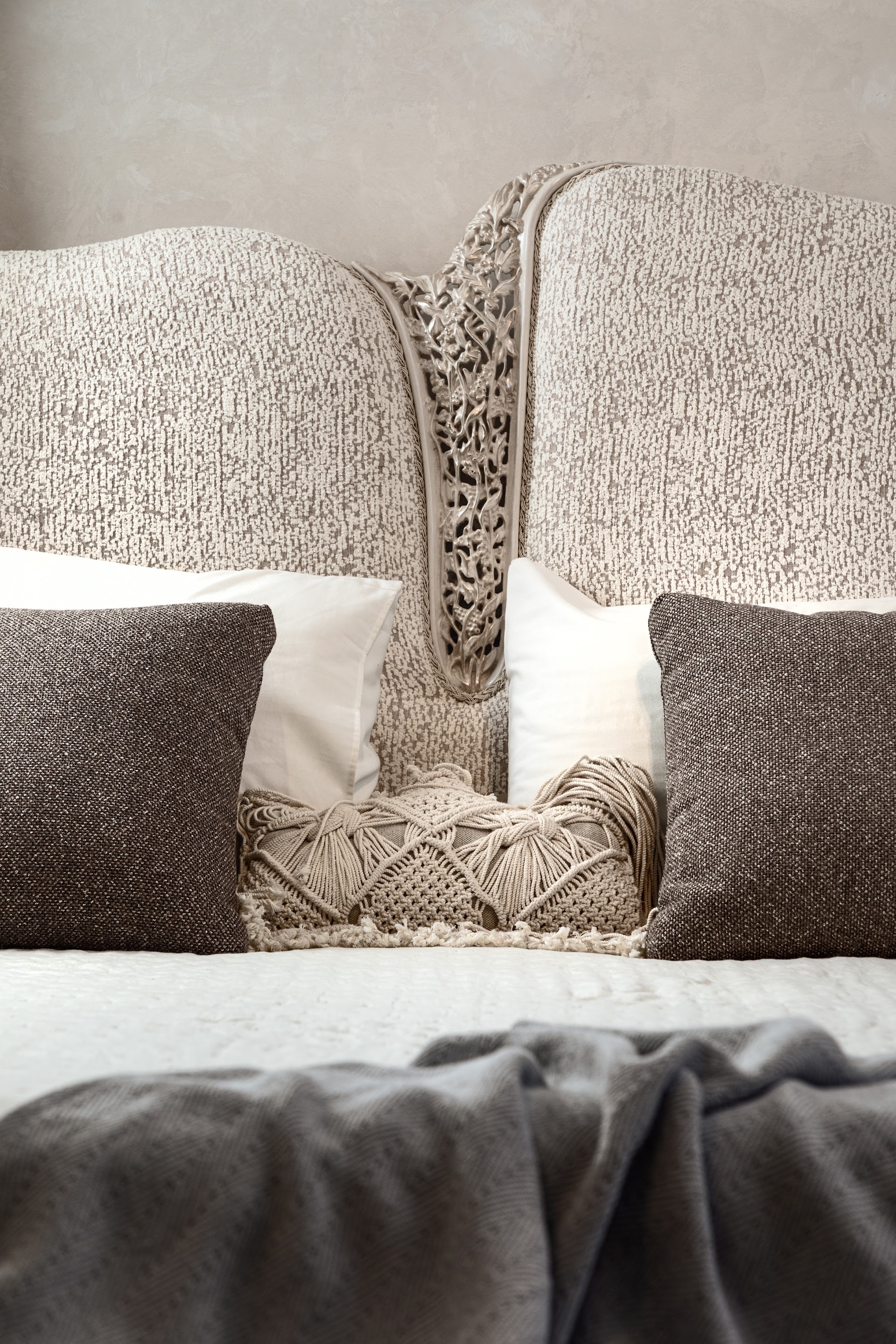 QOYA furniture 31