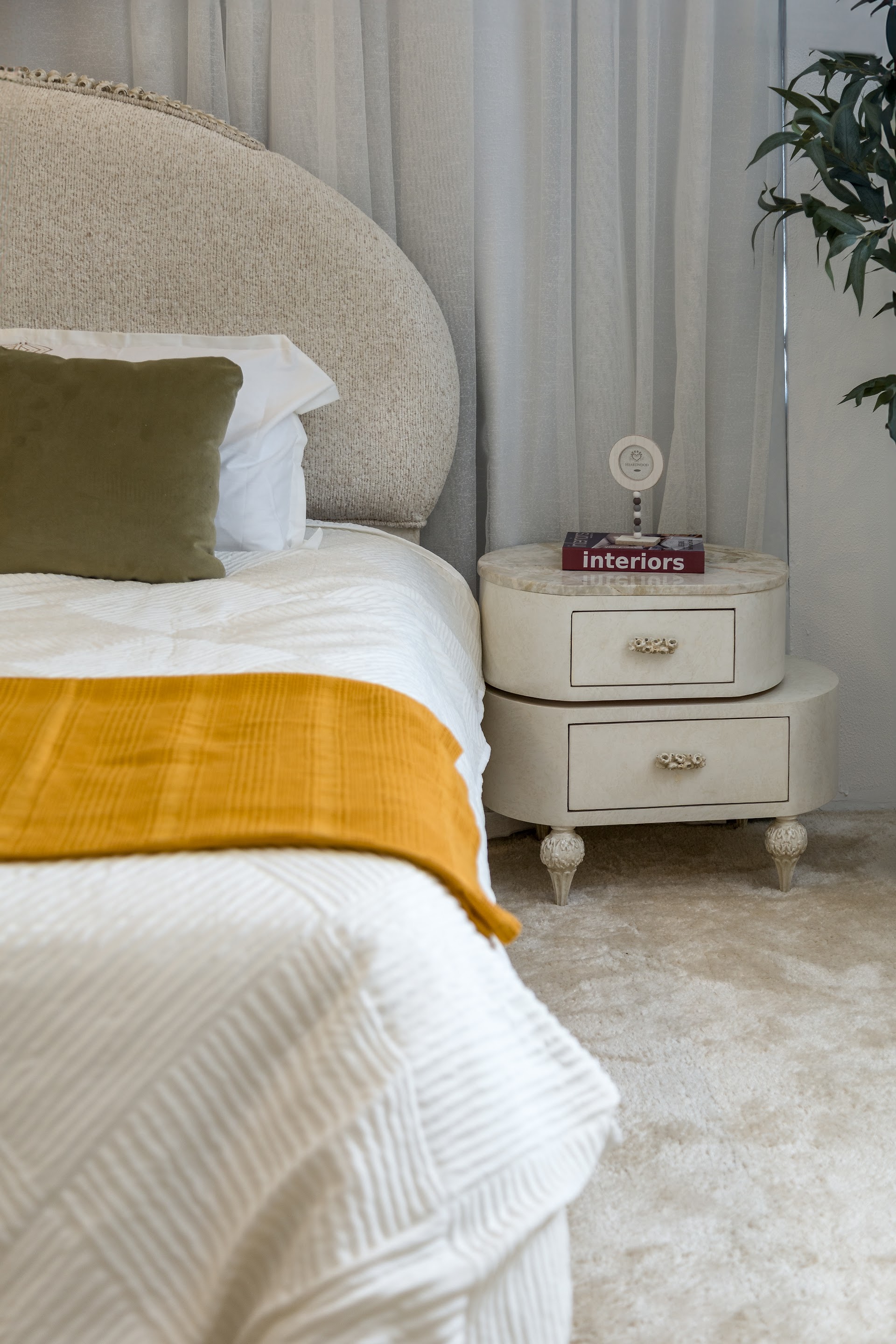 QOYA Furniture